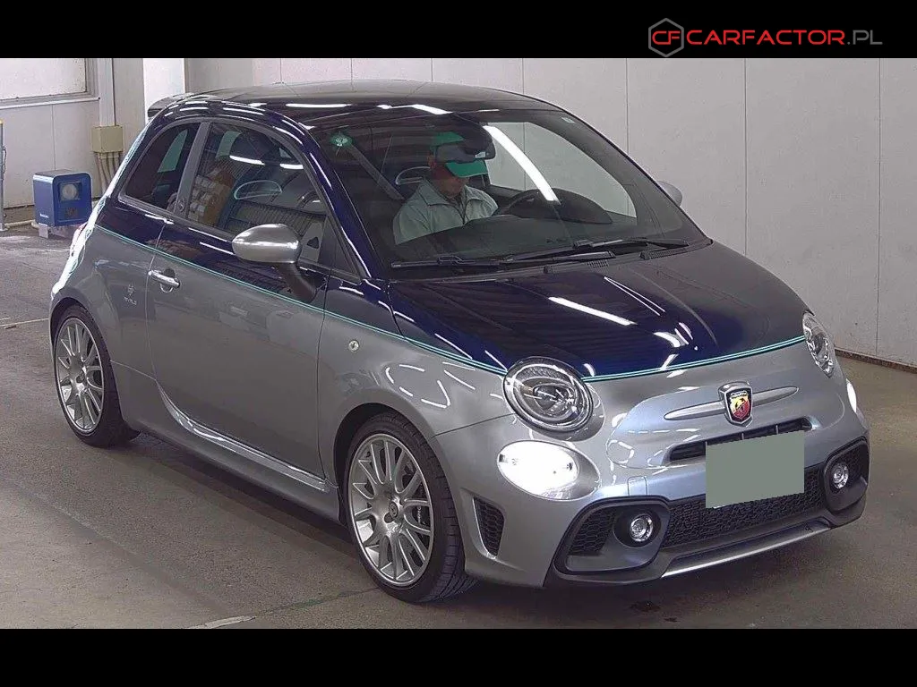 ABARTH 695 RIVALE