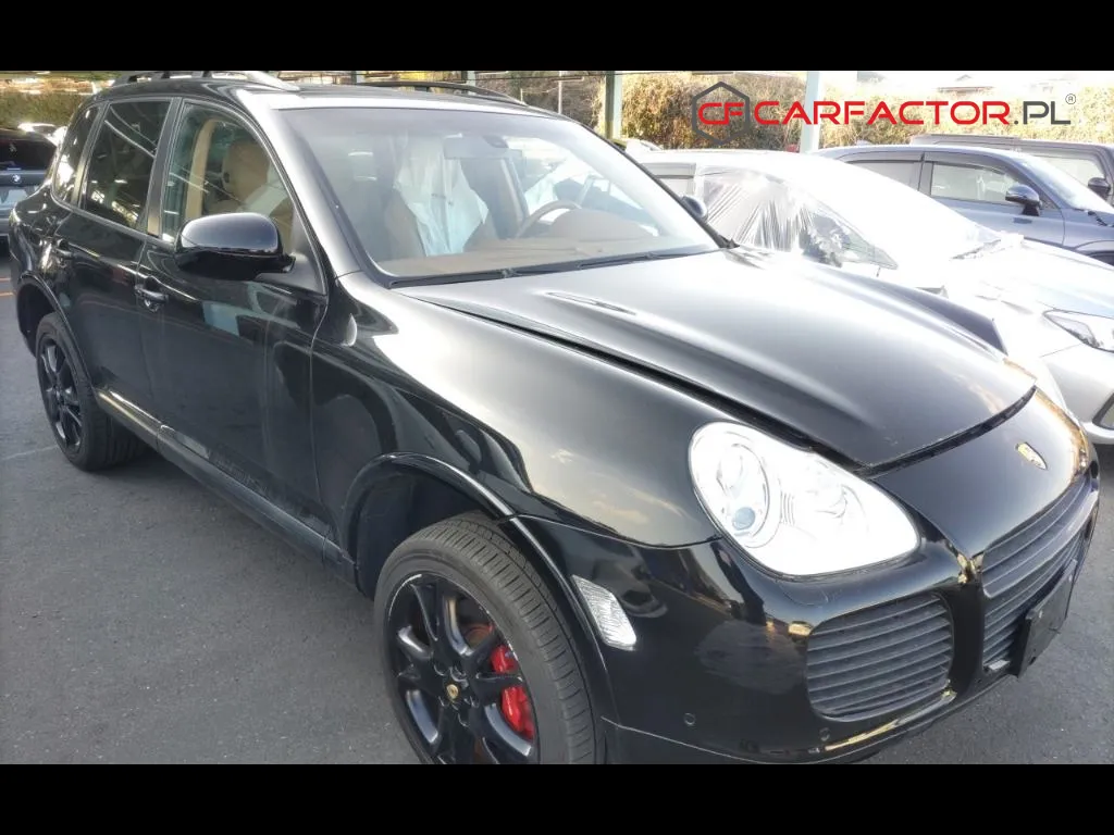 PORSCHE CAYENNE 4WD TURBO