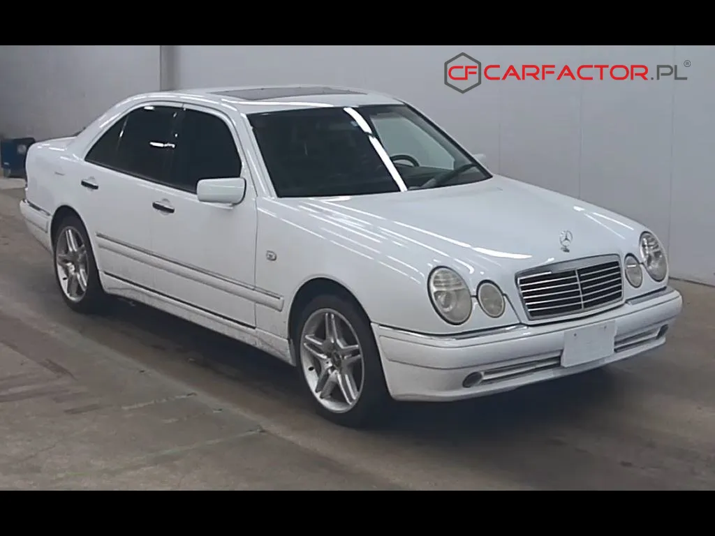 MERCEDES BENZ E-CLASS 4D 4WD OTHERS