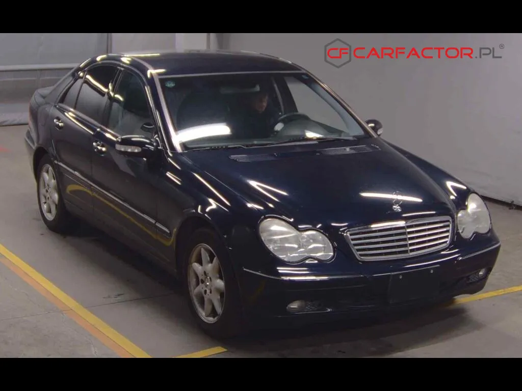 MERCEDES BENZ C-CLASS 4D C240